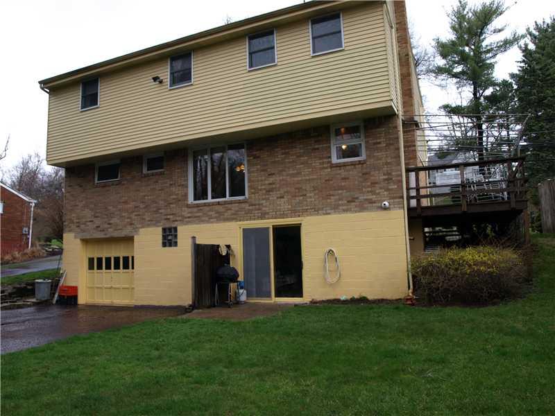 182 Drake Road Bethel Park, PA 15102 - Photo 24 of 24 Exterior Back.