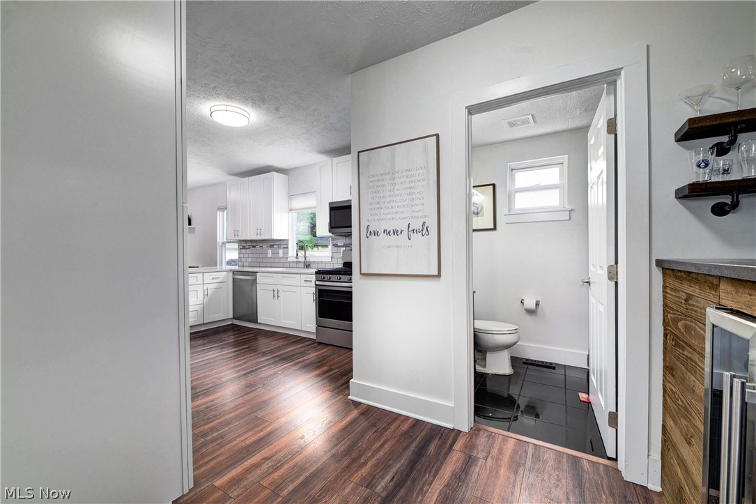 10529 Baltic Road Cleveland, OH 44102 - Photo 16 of 35 Gallery Image 16