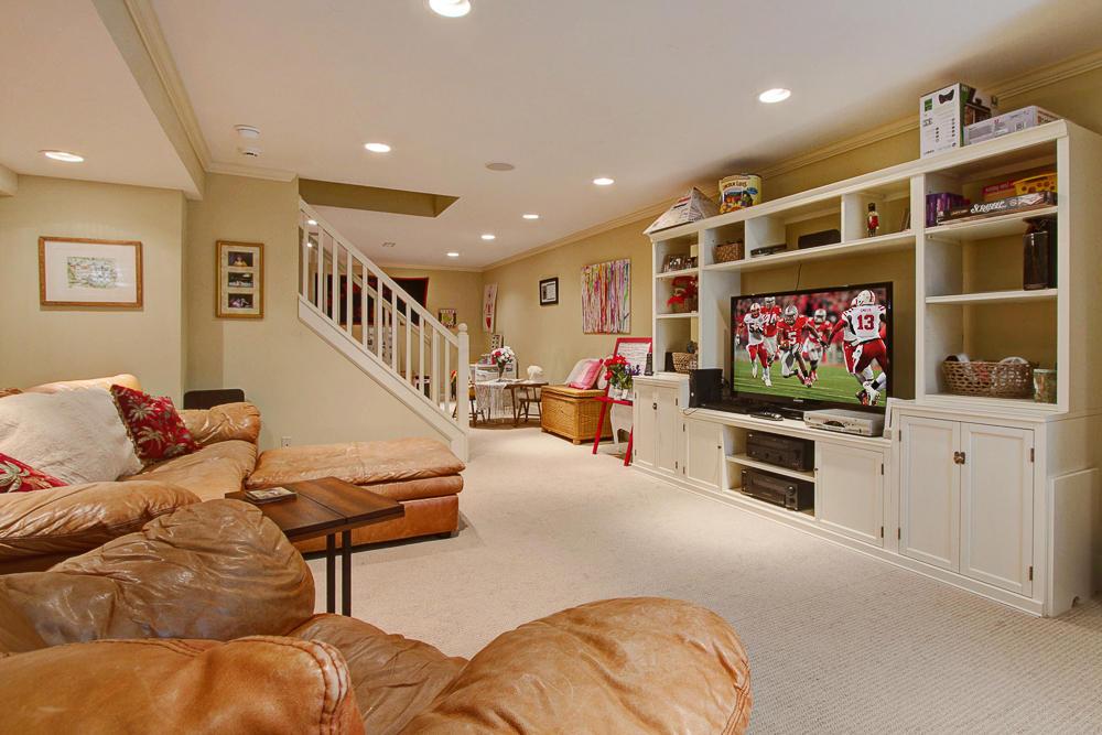 4337 Woodbridge Road Upper Arlington, OH 43220 - Photo 18 of 29
