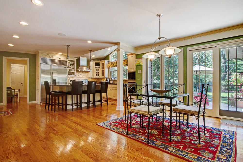 4337 Woodbridge Road Upper Arlington, OH 43220 - Photo 7 of 29