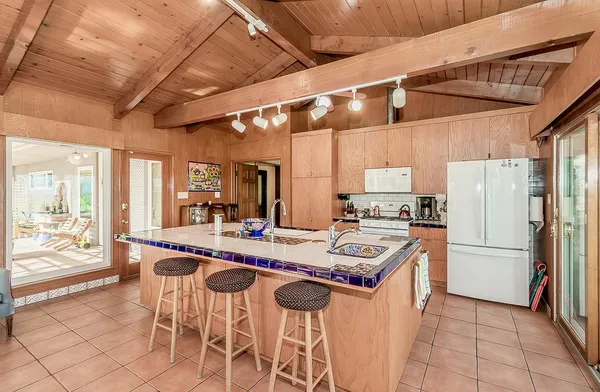 $1,550,000 | 3670 South Newmark Avenue, Sanger, CA 93657