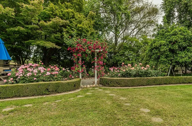 $1,550,000 | 3670 South Newmark Avenue, Sanger, CA 93657