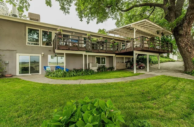 $1,550,000 | 3670 South Newmark Avenue, Sanger, CA 93657