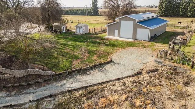 $1,550,000 | 3670 South Newmark Avenue, Sanger, CA 93657