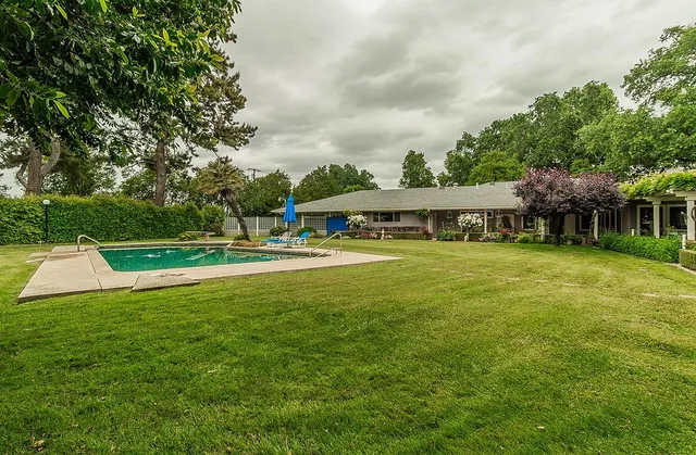 $1,550,000 | 3670 South Newmark Avenue, Sanger, CA 93657