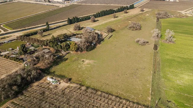 $1,550,000 | 3670 South Newmark Avenue, Sanger, CA 93657