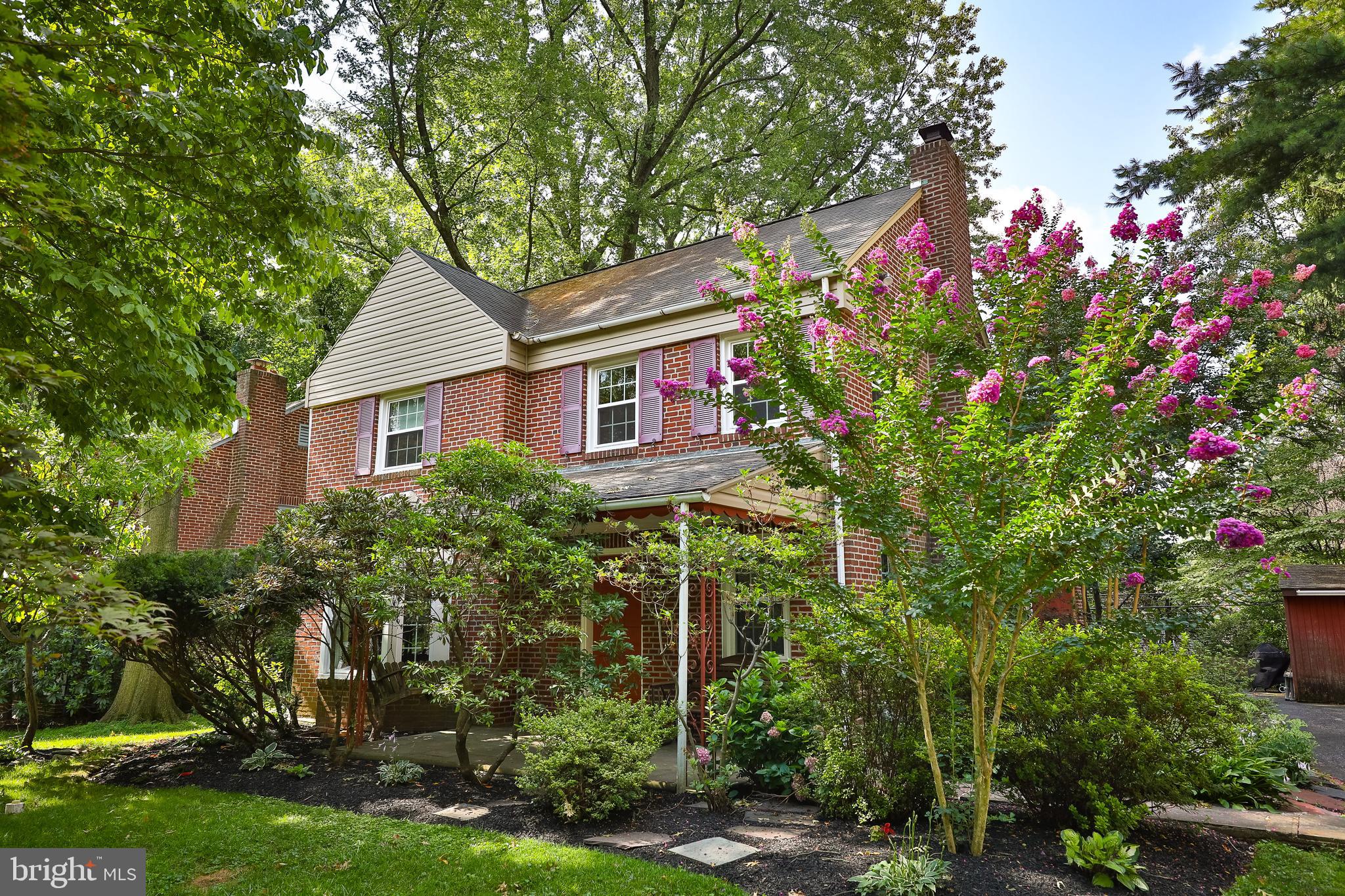12 Lawnside Road Cheltenham, PA 19012 - Photo 2 of 47 Gallery Image 2