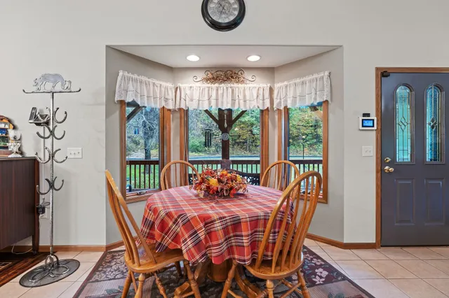 $999,900 | E16467 Grimm Road, Hillsboro, WI 54634