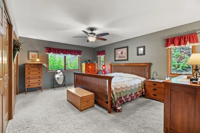 $999,900 | E16467 Grimm Road, Hillsboro, WI 54634