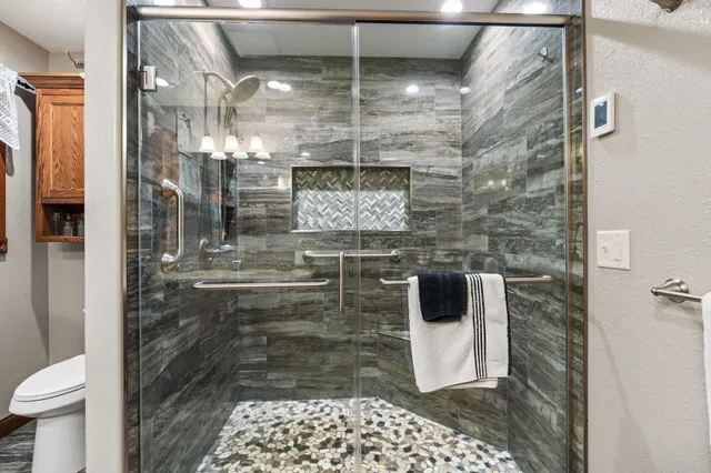 $999,900 | E16467 Grimm Road, Hillsboro, WI 54634