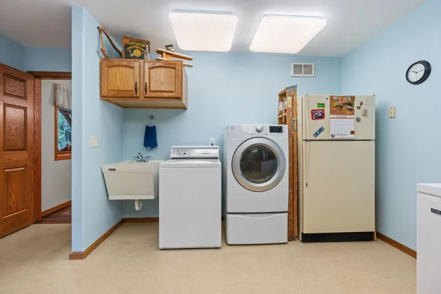 $999,900 | E16467 Grimm Road, Hillsboro, WI 54634