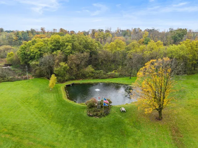 $999,900 | E16467 Grimm Road, Hillsboro, WI 54634