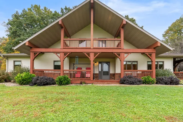 $999,900 | E16467 Grimm Road, Hillsboro, WI 54634