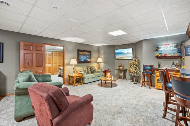 $999,900 | E16467 Grimm Road, Hillsboro, WI 54634