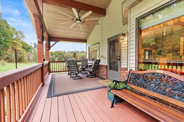 $999,900 | E16467 Grimm Road, Hillsboro, WI 54634