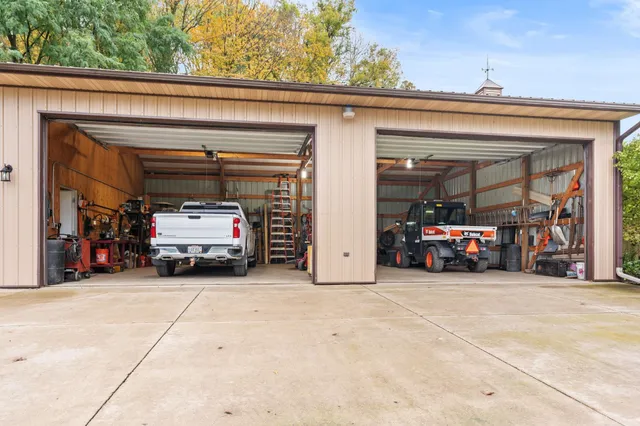 $999,900 | E16467 Grimm Road, Hillsboro, WI 54634