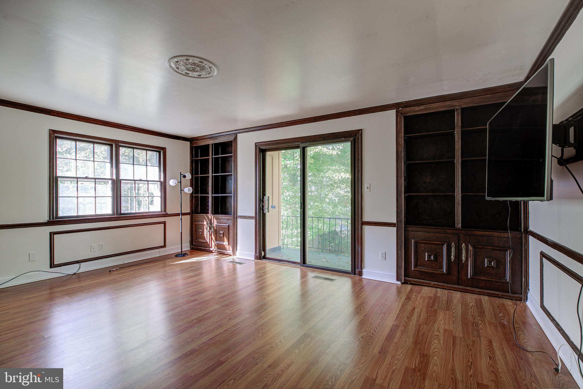 6601 Tusculum Road Bethesda, MD 20817 - Photo 19 of 58 Family Room