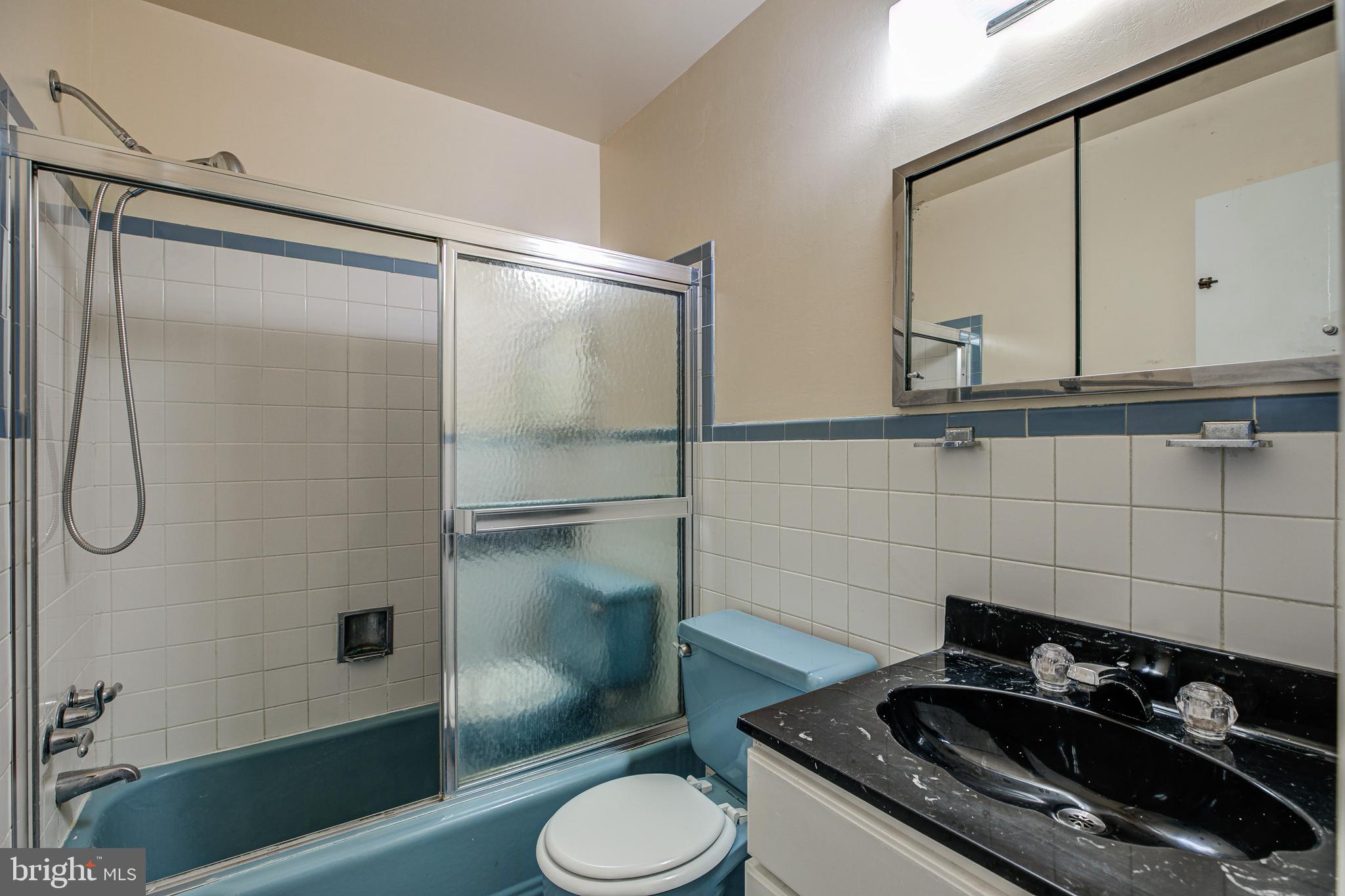 6601 Tusculum Road Bethesda, MD 20817 - Photo 37 of 58 Bathroom 3