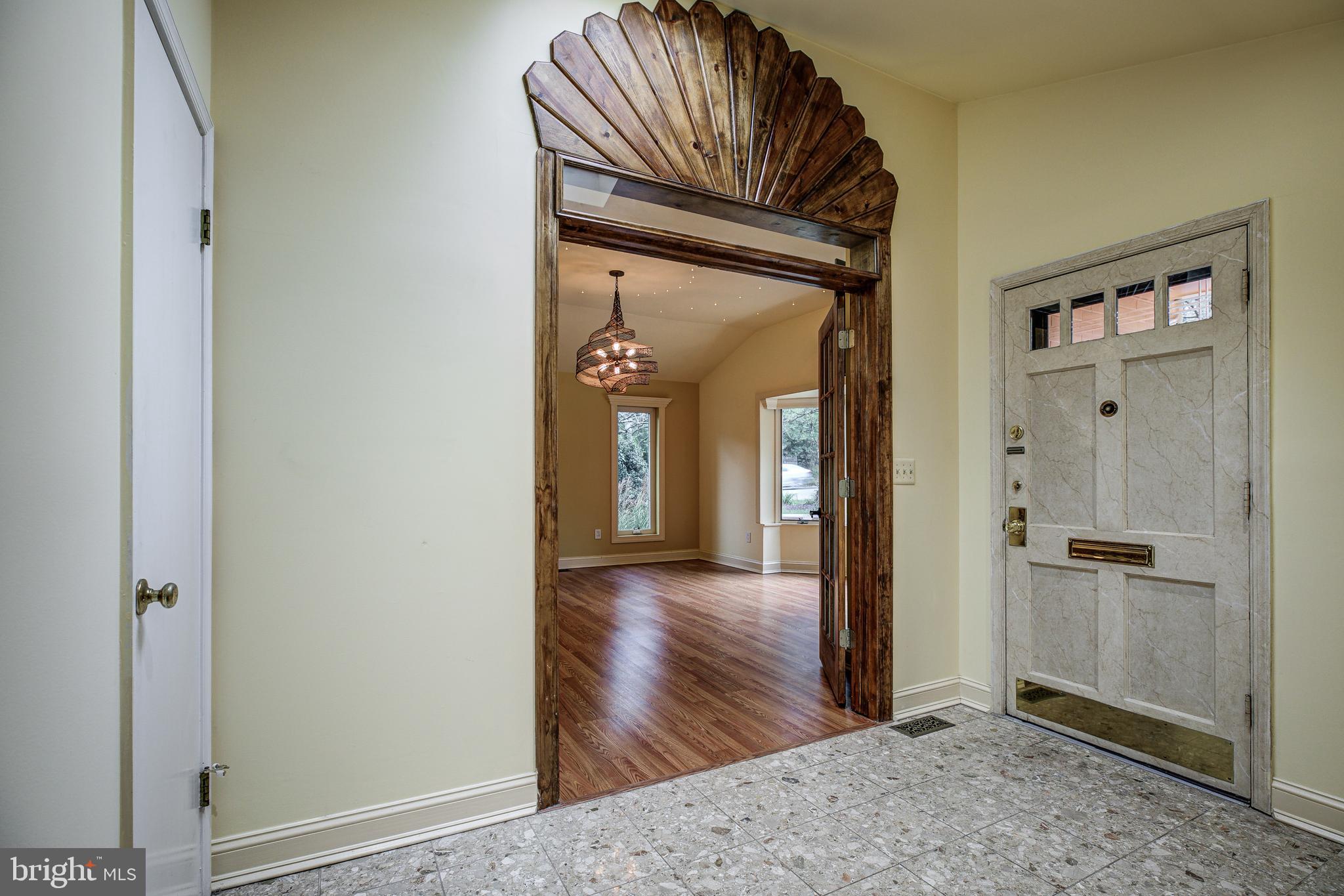 6601 Tusculum Road Bethesda, MD 20817 - Photo 8 of 58 Entrance to Main Bedroom next to Front Door