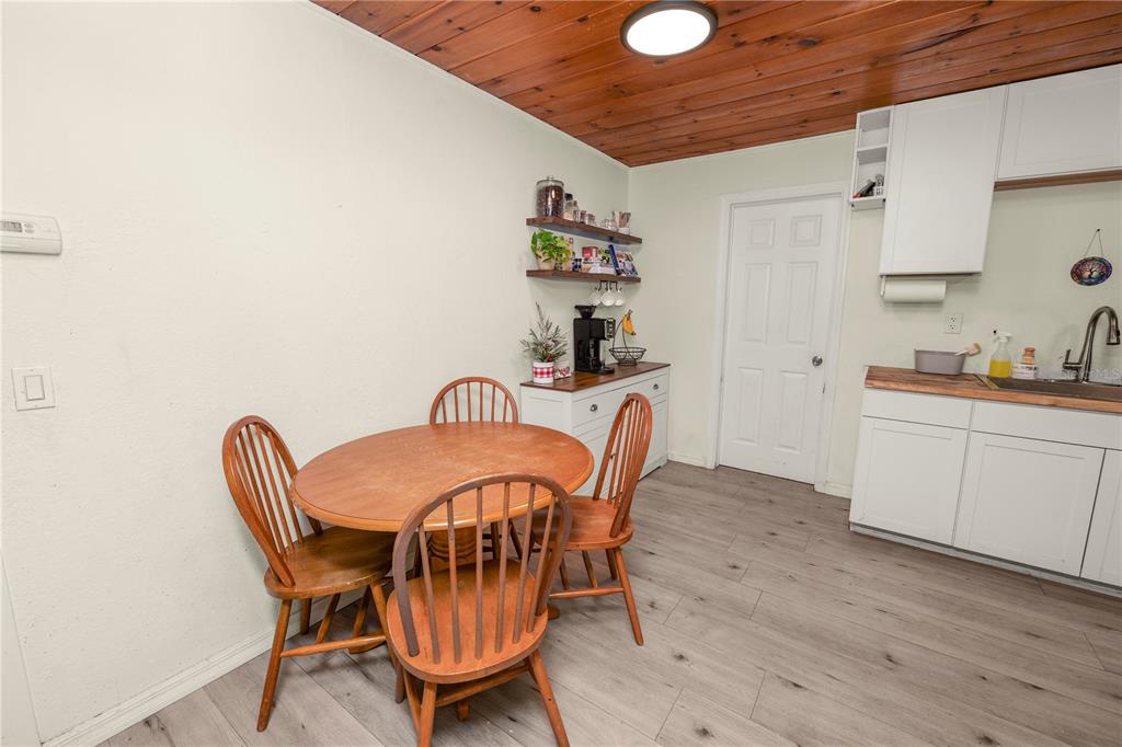 210 Wilder Road Lakeland, FL 33809 - Photo 12 of 46