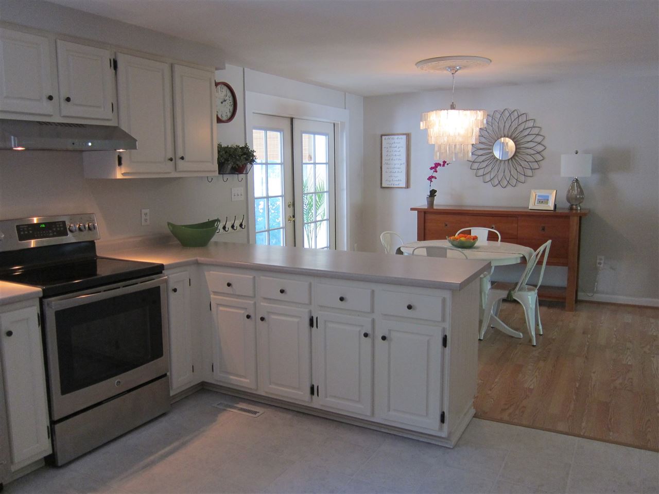 305 High Street Hampton, NH 03842 - Photo 4 of 21 Gallery Image 4