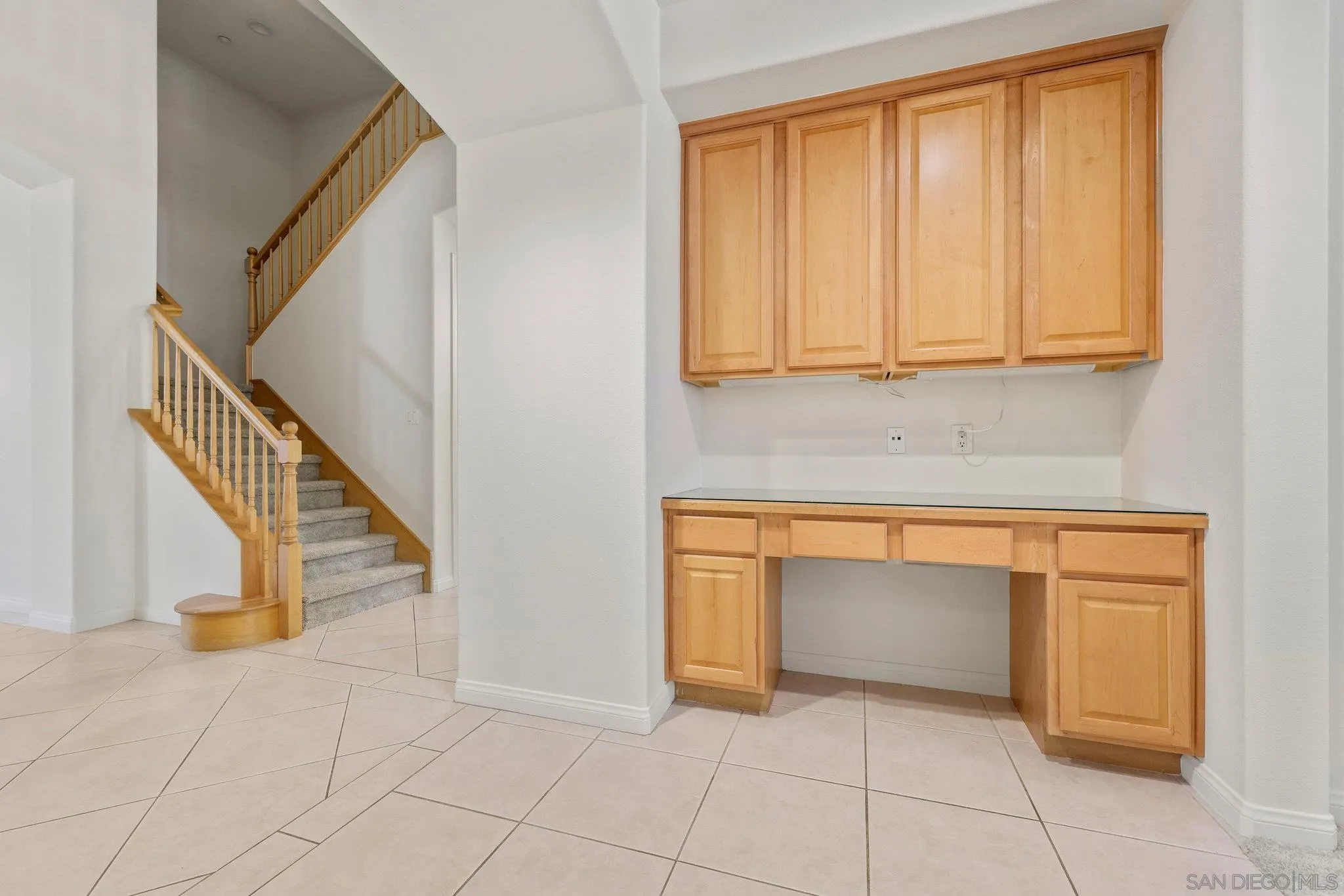 824 Hillcrest Terrace Fallbrook, CA 92028 - Photo 14 of 47 a view of washer and dryer in a room