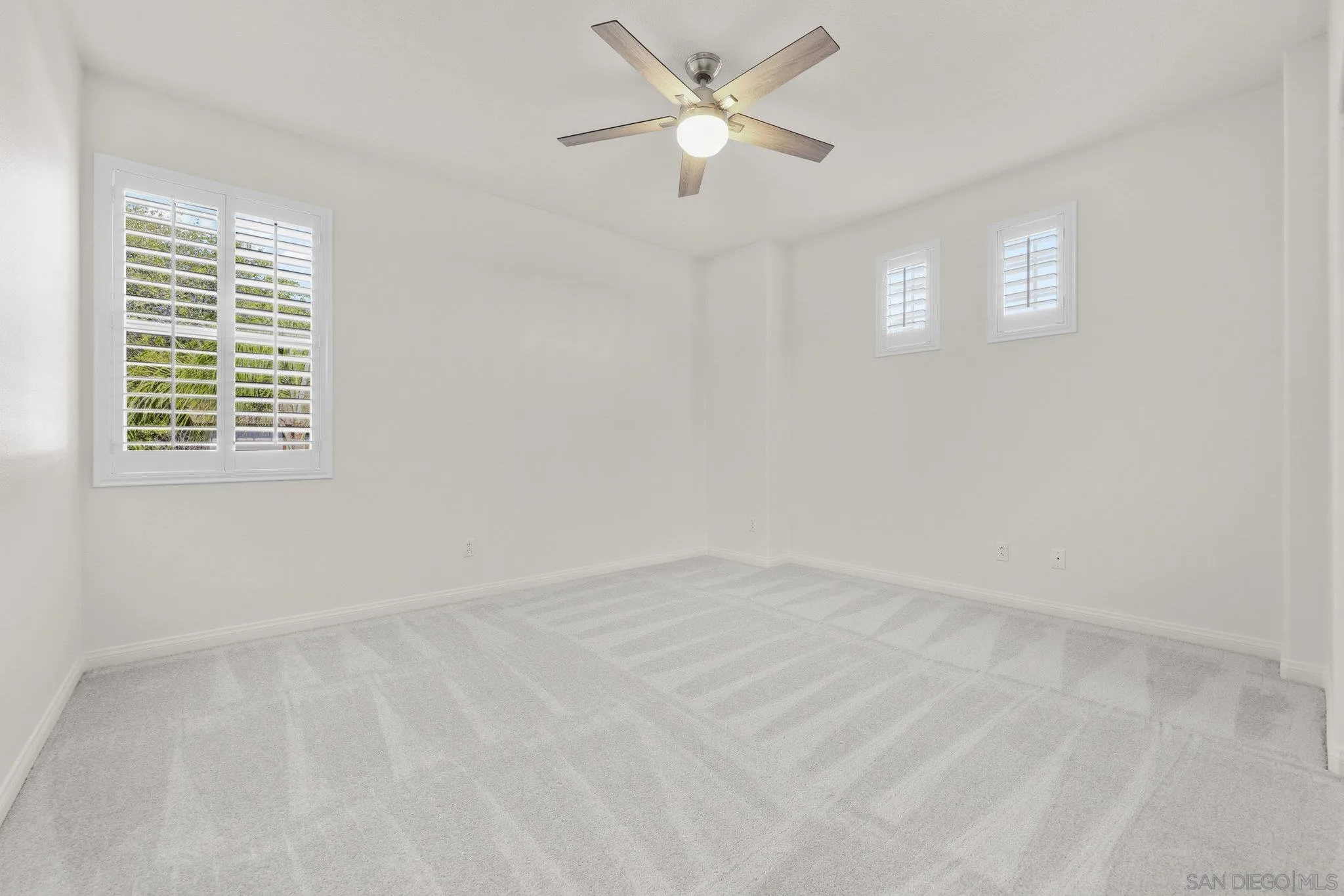 824 Hillcrest Terrace Fallbrook, CA 92028 - Photo 32 of 47 a view of an empty room with a window