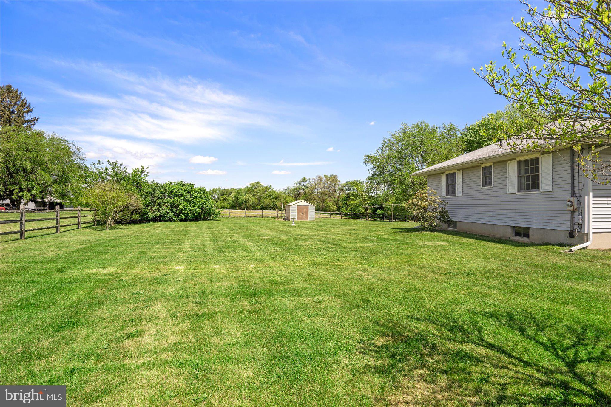 235 Sharon Road Robbinsville, NJ 08691 - Photo 25 of 41