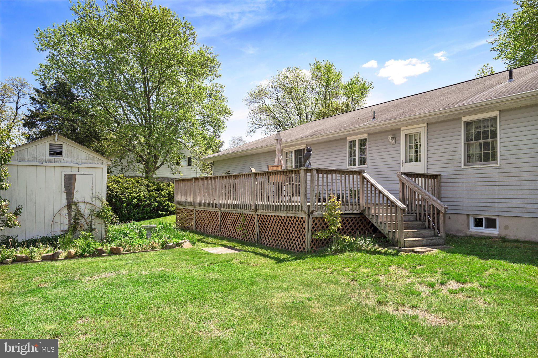 235 Sharon Road Robbinsville, NJ 08691 - Photo 29 of 41