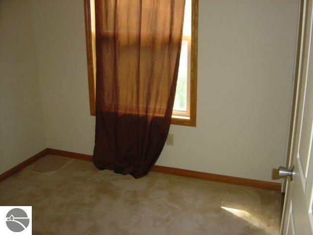 8587 Park Road Williamsburg, MI 49690 - Photo 33 of 36 1742683-32.JPG