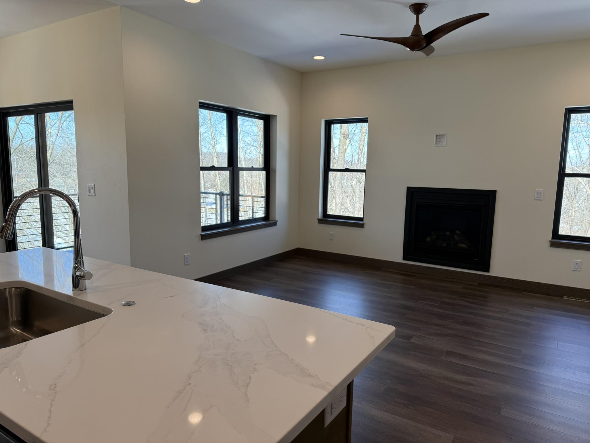 245 Whitetail Way, Unit 23 Deerfield, WI 53531 - Photo 6 of 44