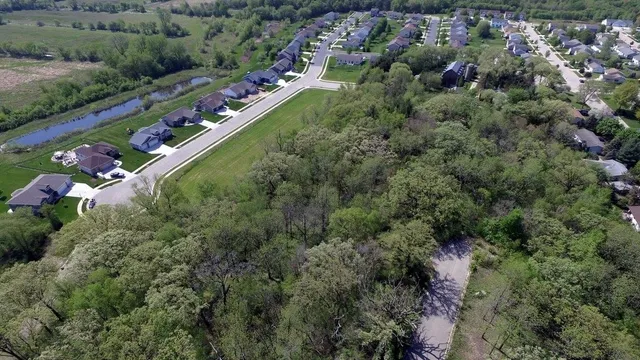 $349,900 | 245 Whitetail Way, Unit 23, Deerfield, WI 53531