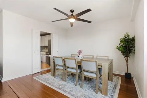 $295,000 | 128 North Craig Street, Unit 806, Pittsburgh, PA 15213