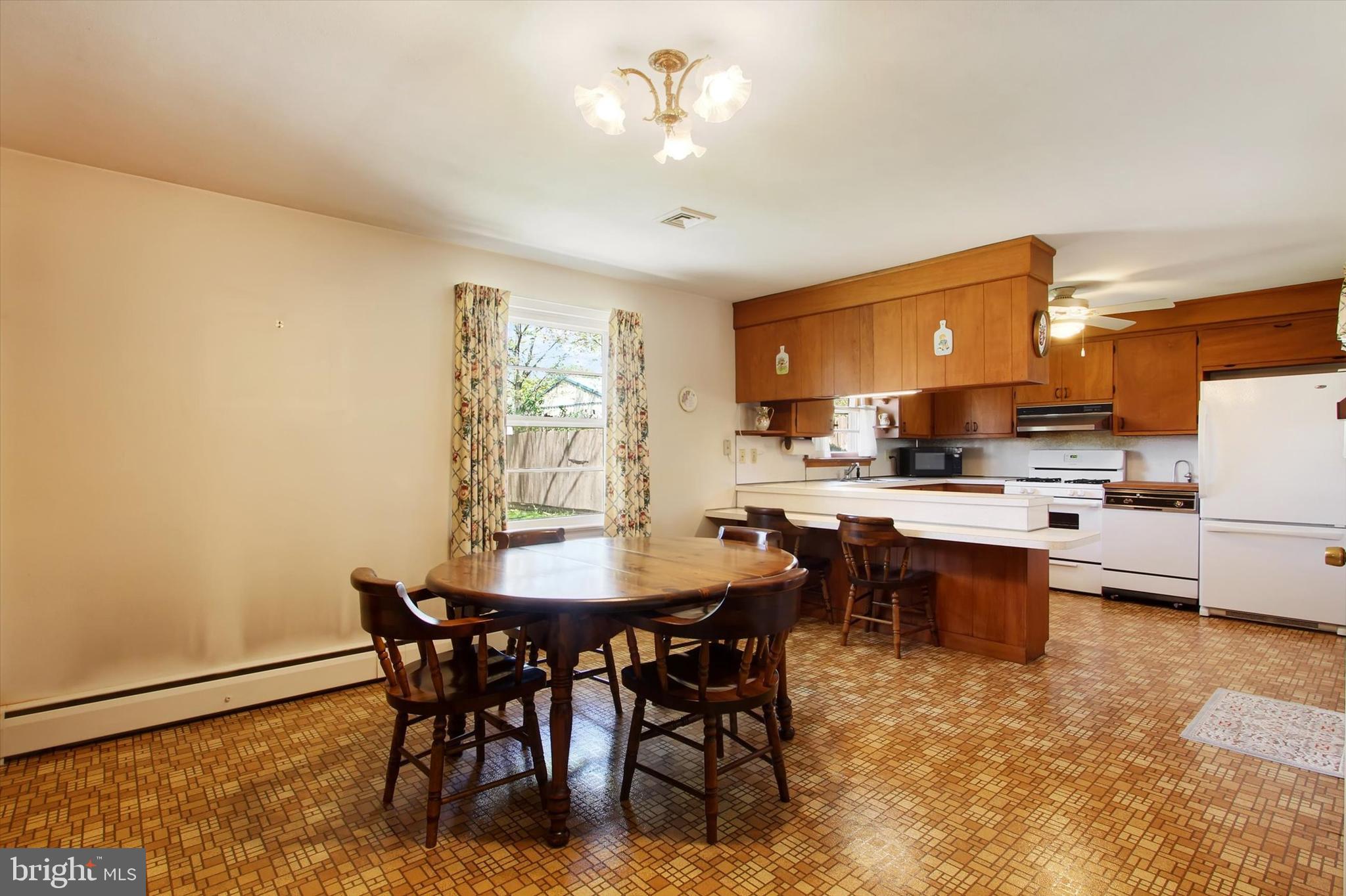 515 West Hanover Street Hanover, PA 17331 - Photo 7 of 24 Gallery Image 7
