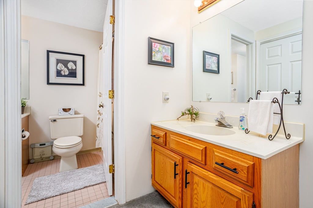 920 Ridgefield Circle, Unit 920B Clinton, MA 01510 - Photo 20 of 33 Gallery Image 20