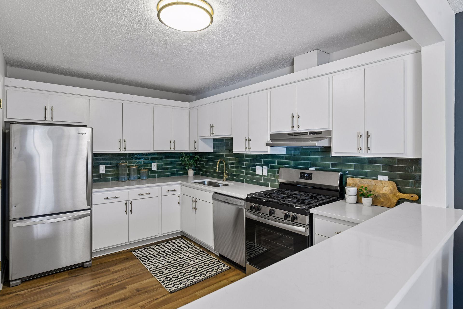 8948 Neill Lake Road, Unit B Eden Prairie, MN 55347 - Photo 5 of 35 Gallery Image 5