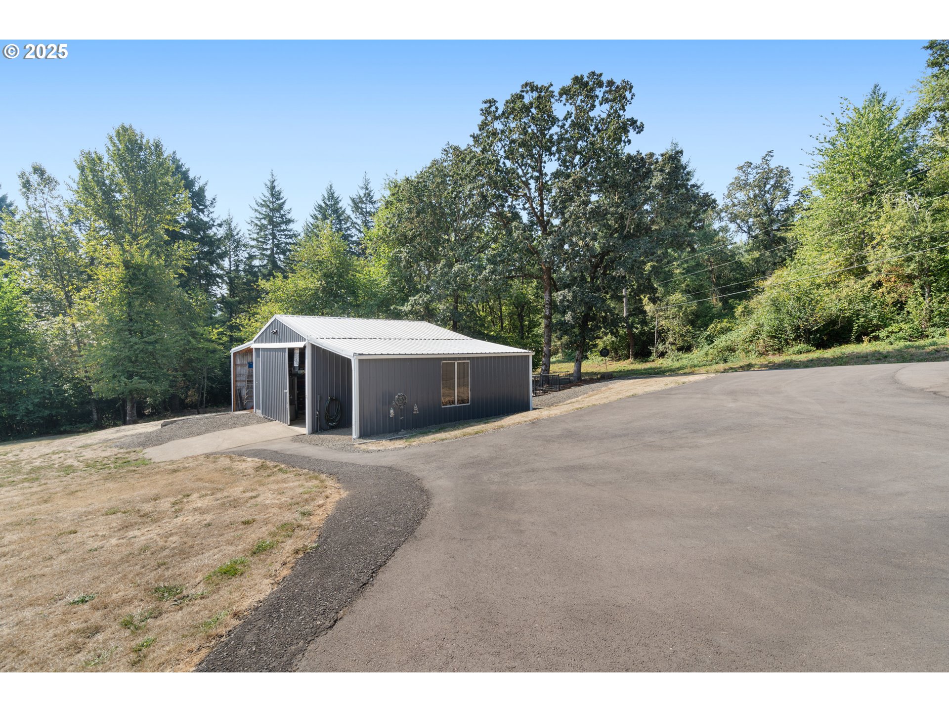 30402 Townsend Road Lebanon, OR 97355 - Photo 29 of 46 a view of a house with a outdoor space
