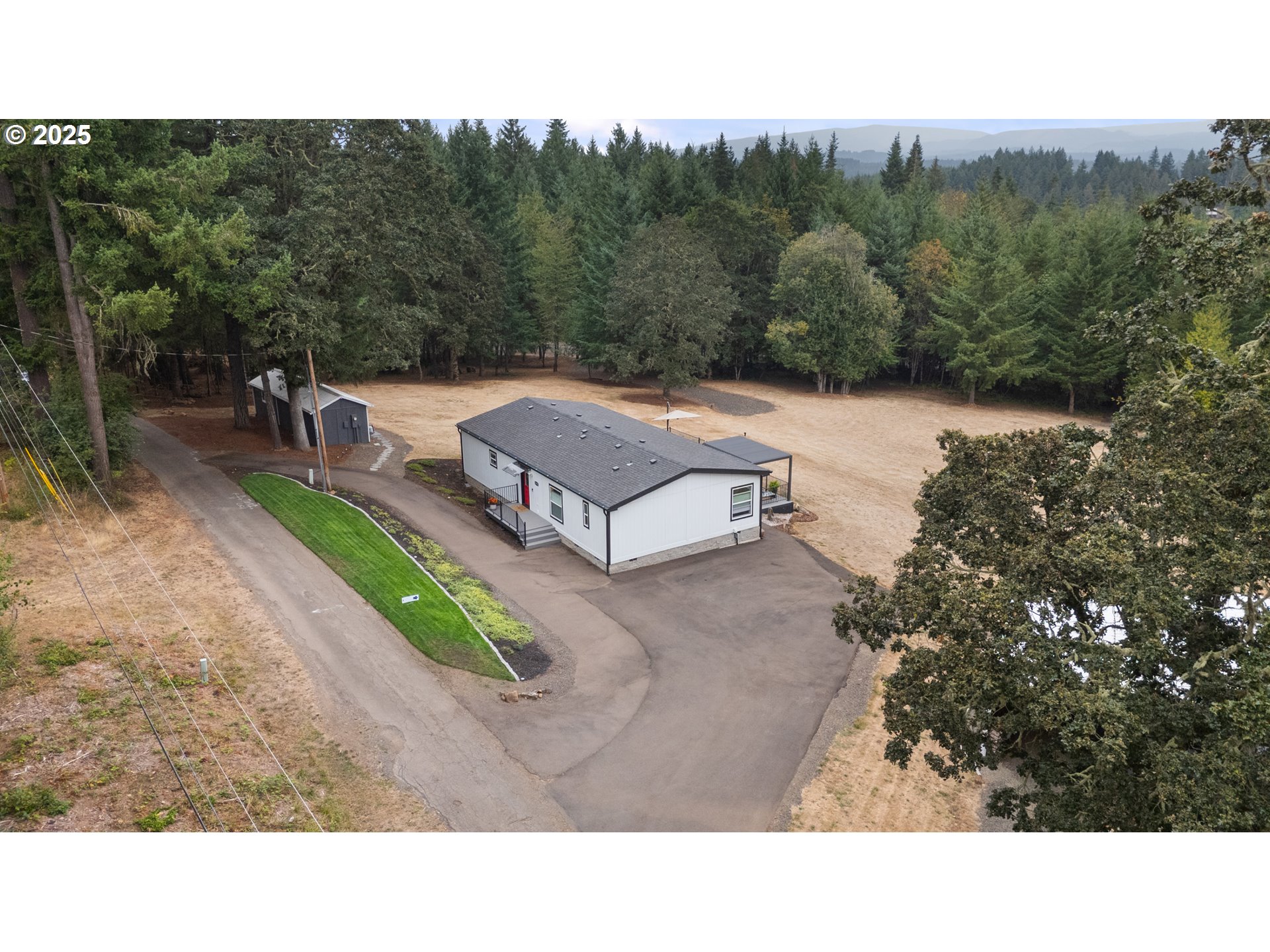 30402 Townsend Road Lebanon, OR 97355 - Photo 41 of 46 a picture of a field