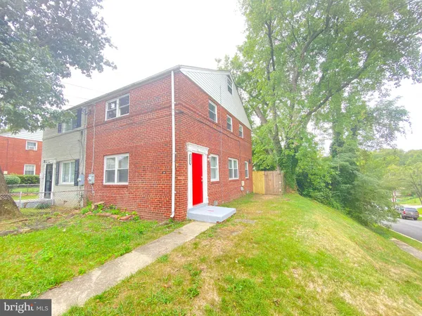 $2,300 | 2301 Houston Street, Suitland, MD 20746