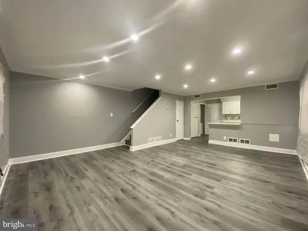 $2,300 | 2301 Houston Street, Suitland, MD 20746