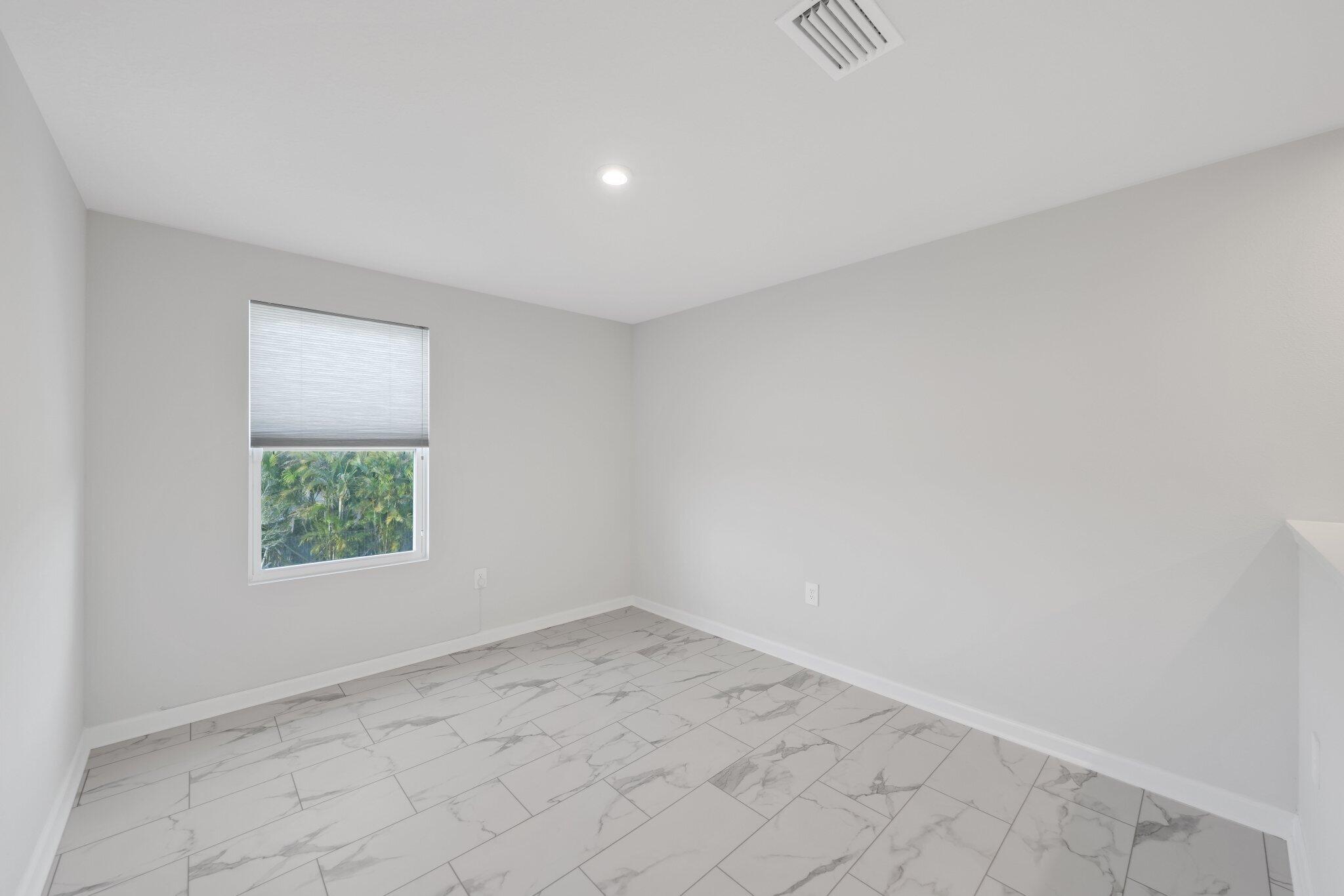 514 Raspberry Road Fort Pierce, FL 34981 - Photo 17 of 46 514 Raspberry Road - 32.jpg-SMALL