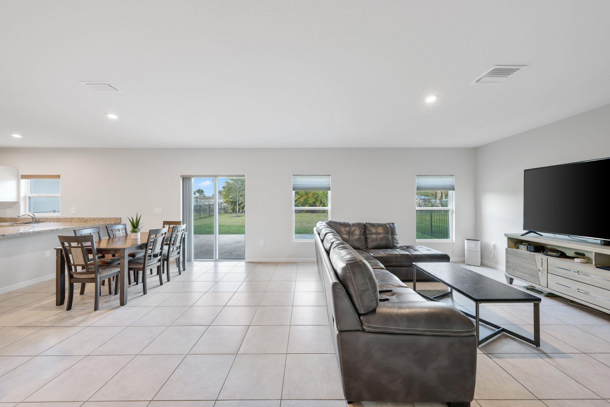 514 Raspberry Road Fort Pierce, FL 34981 - Photo 8 of 46 514 Raspberry Road - 15.jpg-SMALL