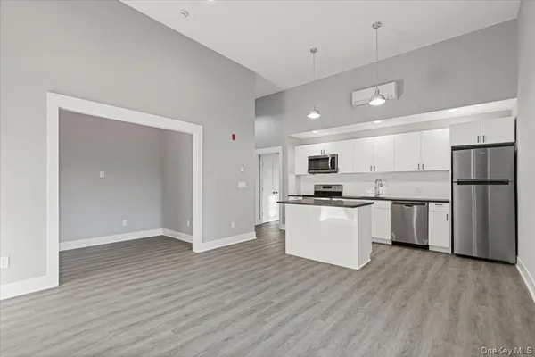 $3,300 | 47 Beekman Avenue, Unit 34, Sleepy Hollow, NY 10591