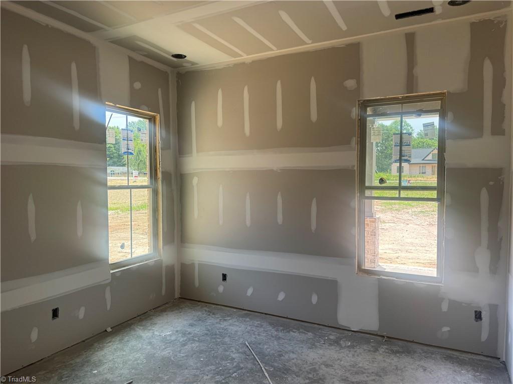 6787 Ridge Road Lexington, NC 27295 - Photo 9 of 19