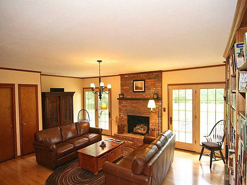 7402 Fishback Road Indianapolis, IN 46278 - Photo 3 of 24 Gallery Image 3