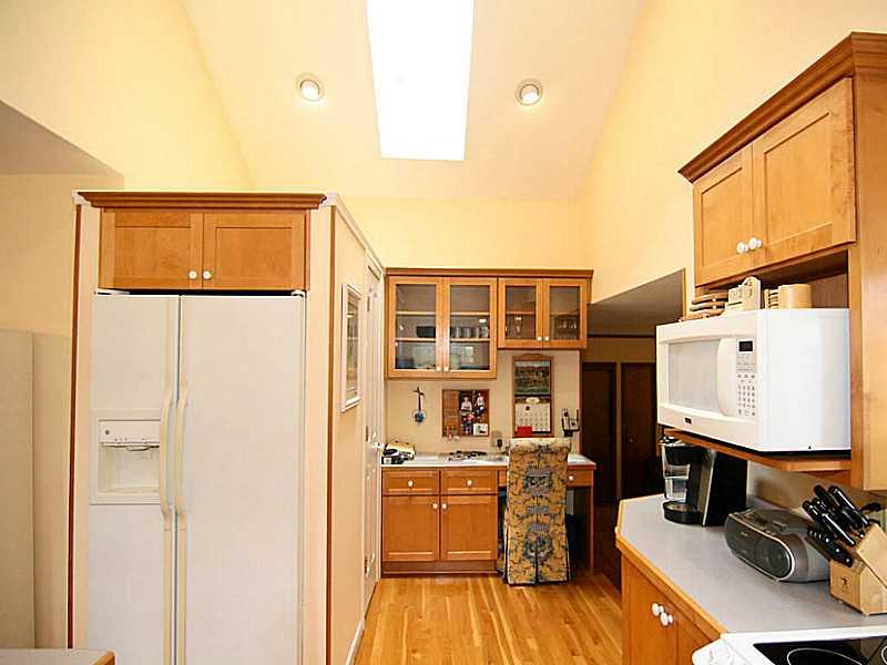 7402 Fishback Road Indianapolis, IN 46278 - Photo 5 of 24 Gallery Image 5