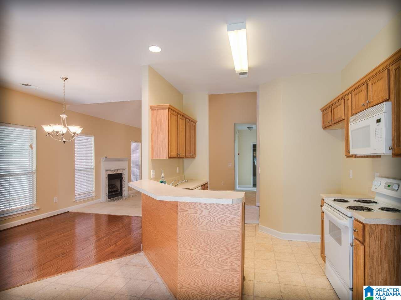 805 Daventry Lane Calera, AL 35040 - Photo 6 of 19