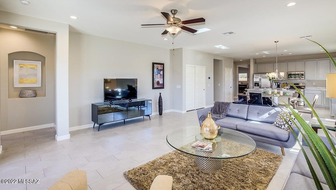 17105 West Sharps Road Marana, AZ 85653 - Photo 15 of 50