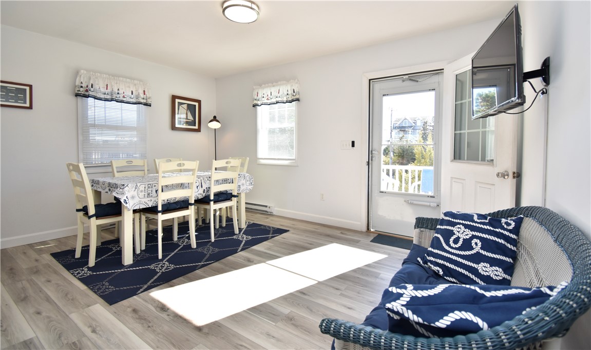 432 Atlantic Avenue Westerly, RI 02891 - Photo 16 of 37