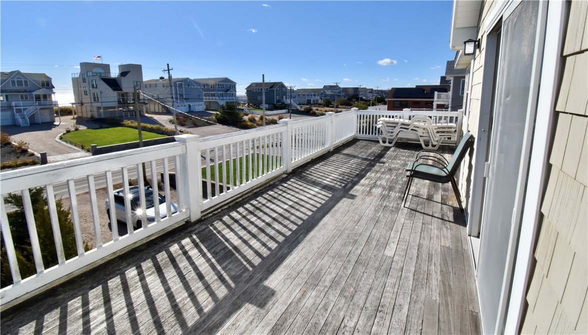 432 Atlantic Avenue Westerly, RI 02891 - Photo 7 of 37 AI Generated